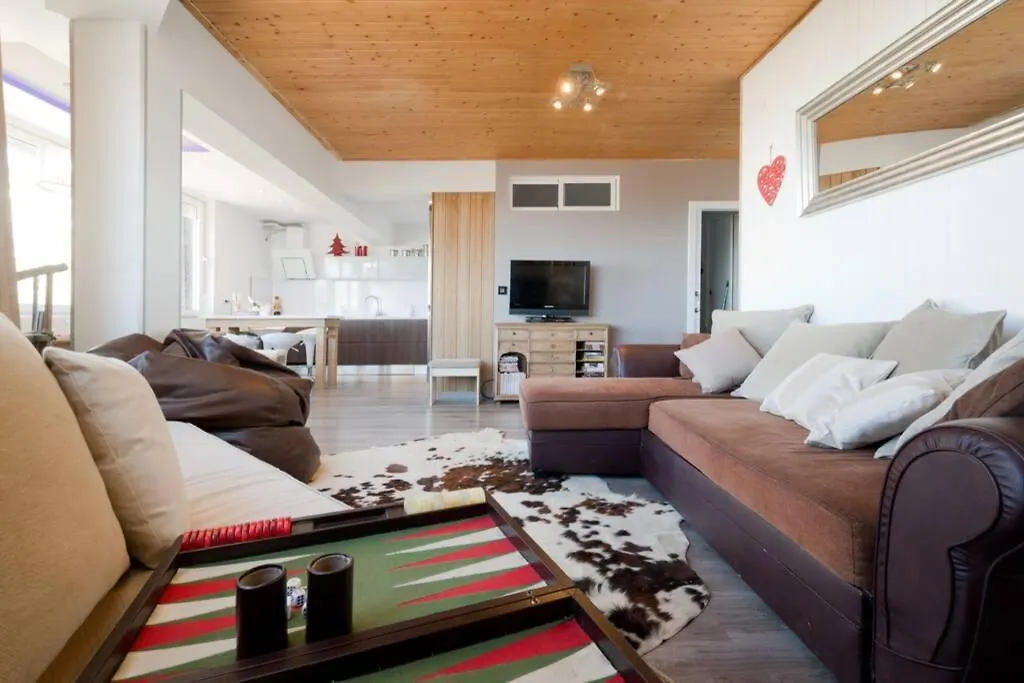 3 Bdrm Penthouse In Sierra Nevada - 10 Pax Apartman