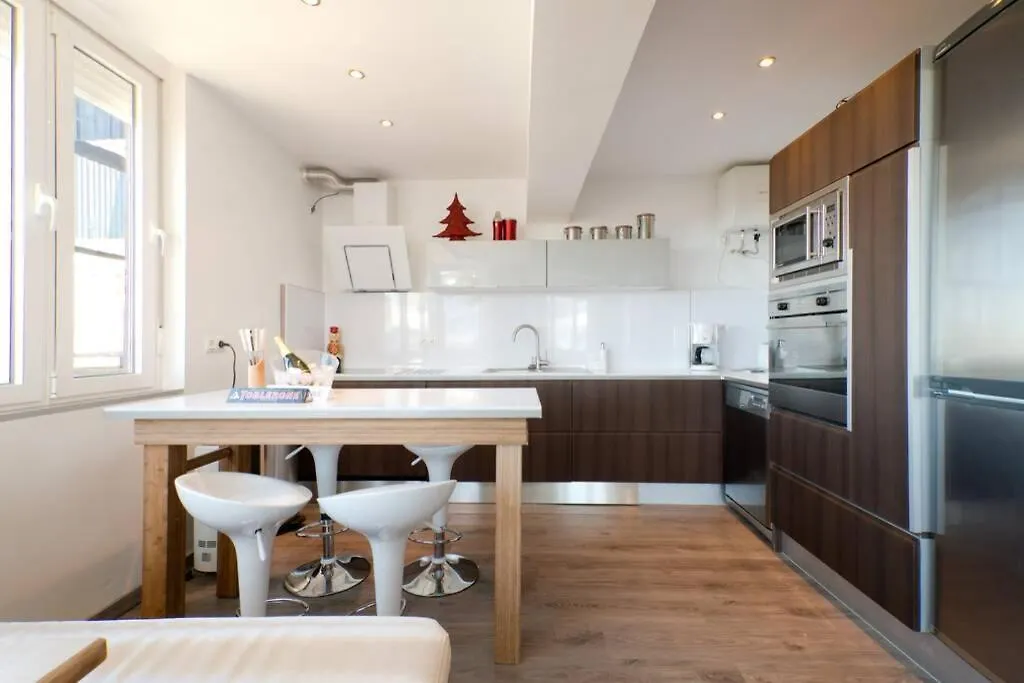 3 Bdrm Penthouse In Sierra Nevada - 10 Pax Apartment